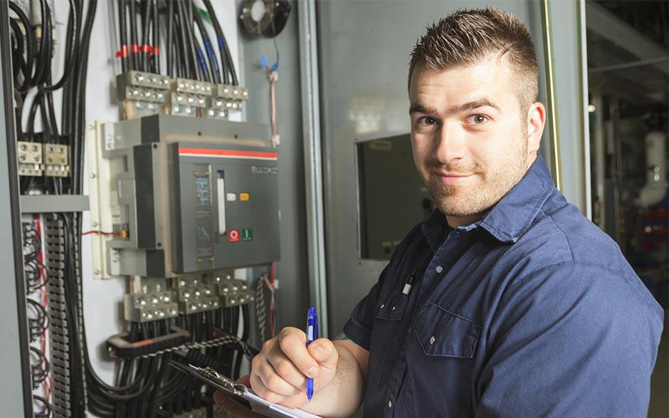 travail électricien Paris 18